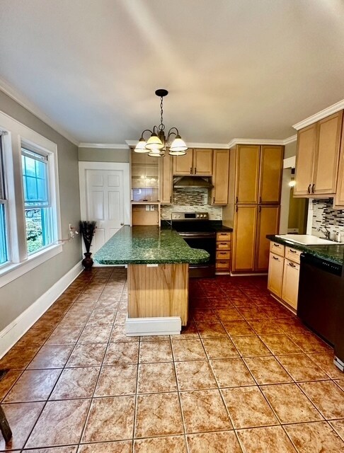 Foto del edificio - 2 Oak St