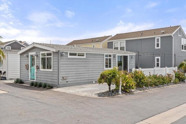 Building Photo - 20 El Paseo Street, Newport Beach, CA 9266...
