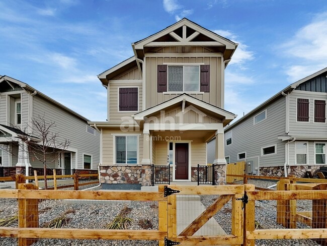 Building Photo - 380 N Addison Way