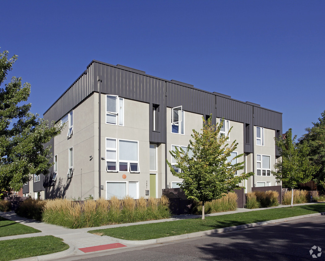 Foto principal - 2401-2407 Bryant St