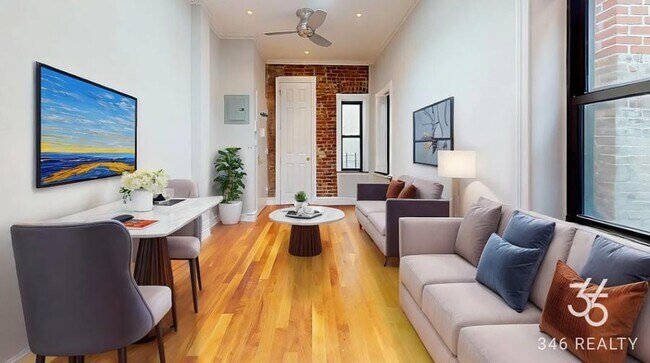 East 25th Street - East 25th Street Apartment