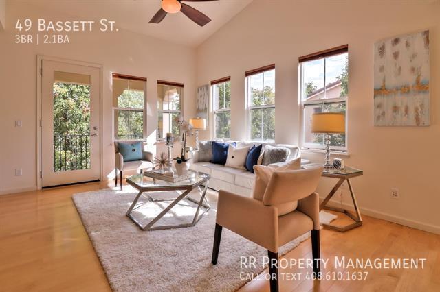 Foto del edificio - Beautiful Townhome in Downtown San Jose!