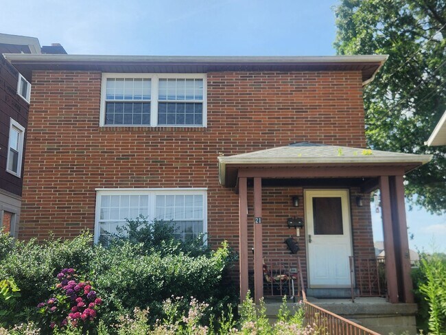 Foto del edificio - 21 Chalftone Avenue