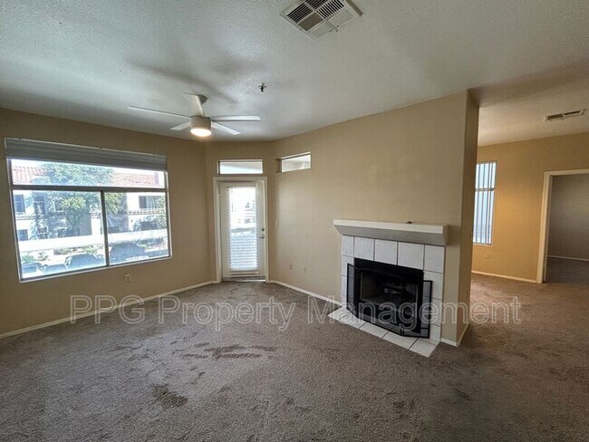 Building Photo - 11375 E Sahuaro Dr