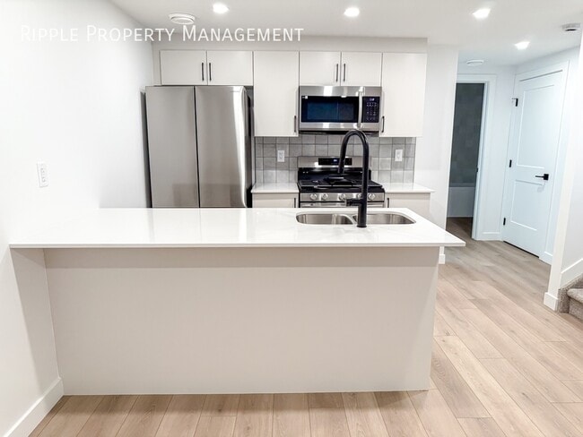 Photo du bâtiment - Modern 1 Beds, 1 Baths Basement/Lower | Available 07/01/2025 | No Pets Allowed