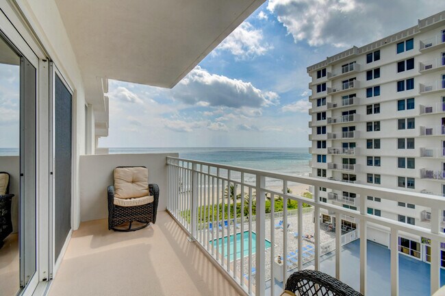 Foto del edificio - 3221 S Ocean Blvd