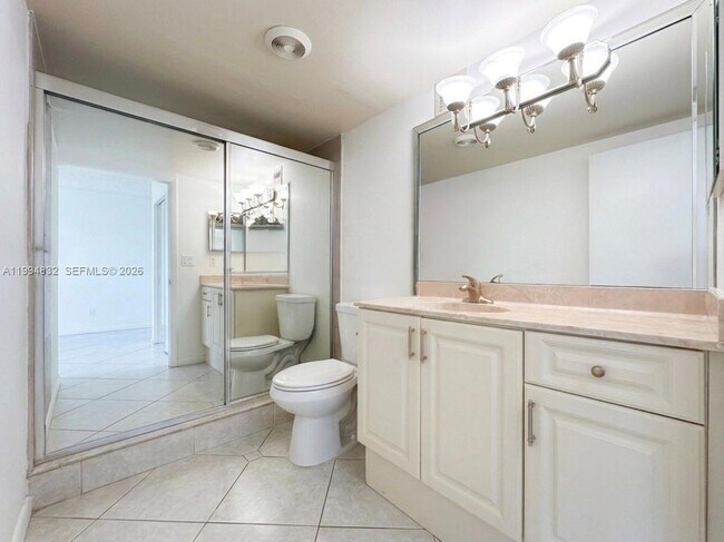 Foto del edificio - 3800 S Ocean Dr