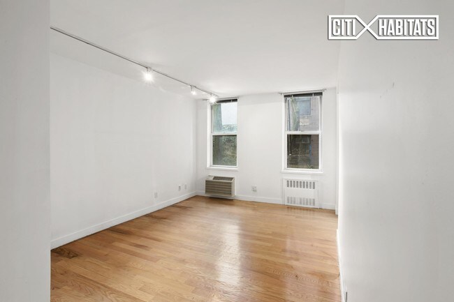 Foto del edificio - 430 E. 77 ST. ASSOC.