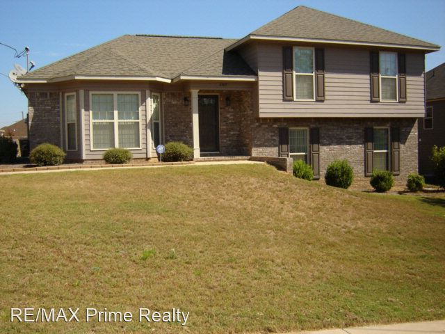 Primary Photo - 4 br, 3 bath House - 4507 Village Court