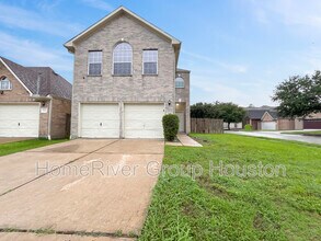 Building Photo - 835 Forest Ivy Ln