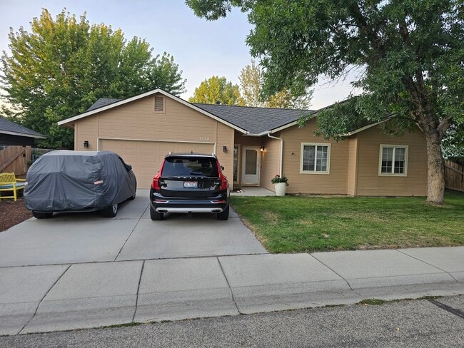 Building Photo - 2778 E Mokena Dr