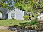 Foto principal - 3222 Cockrell Ave
