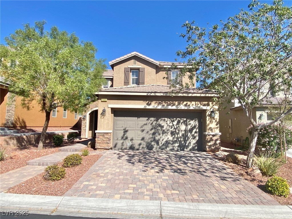 Foto principal - 10612 Lomaland Ave
