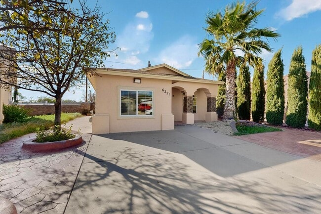 Foto del edificio - 3 bedroom, 2 bath single story home in Wes...