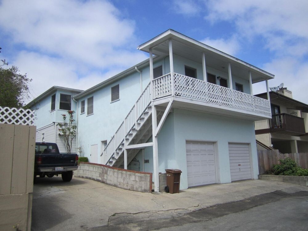 Foto principal - 650 Laine St