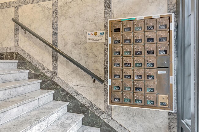 Foto del edificio - 2132 5th Ave