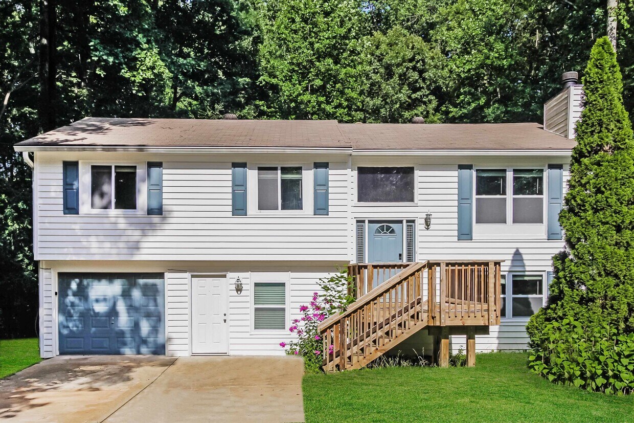 3064 Oak Dr, Marietta, GA 30066 House Rental in Marietta, GA