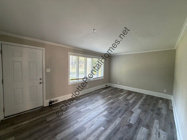Foto del edificio - 2116 Tarlton Dr