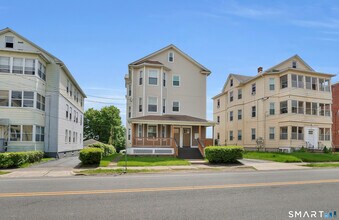 Building Photo - 50 Clinton St