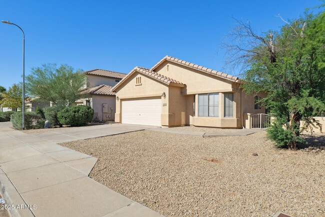 Foto del edificio - 6346 W Hess St