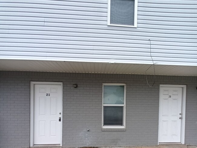 Building Photo - 961 Old Hickory Blvd