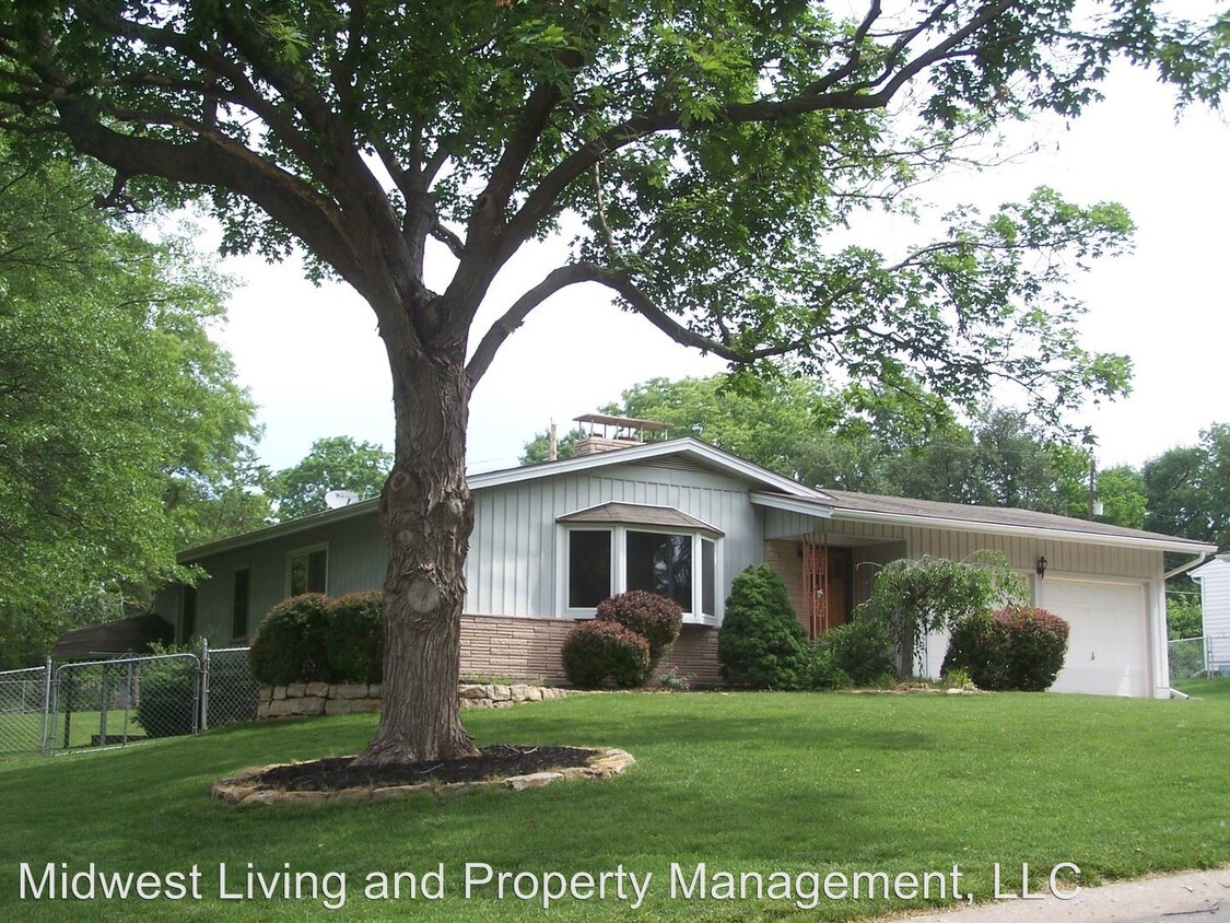 6108 NW Caney Creek Dr, Kansas City, MO 64151 House Rental in Kansas