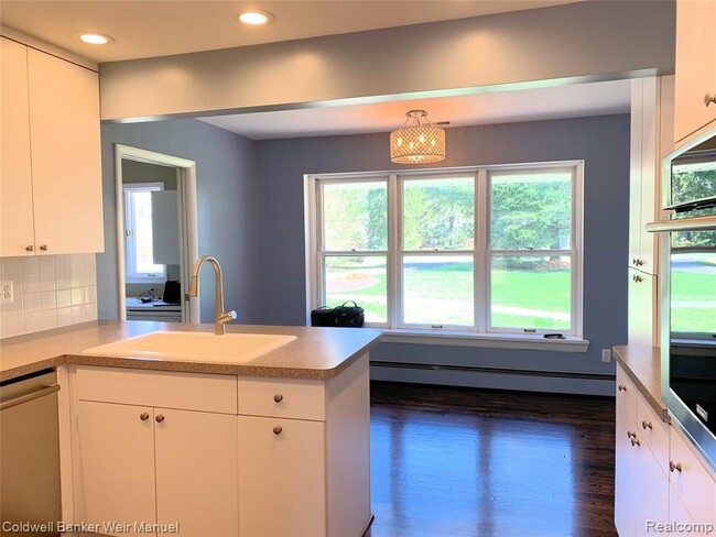 Foto del edificio - 30771 Hickory Ln