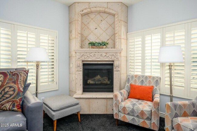 Foto del edificio - 5450 E Deer Valley Dr