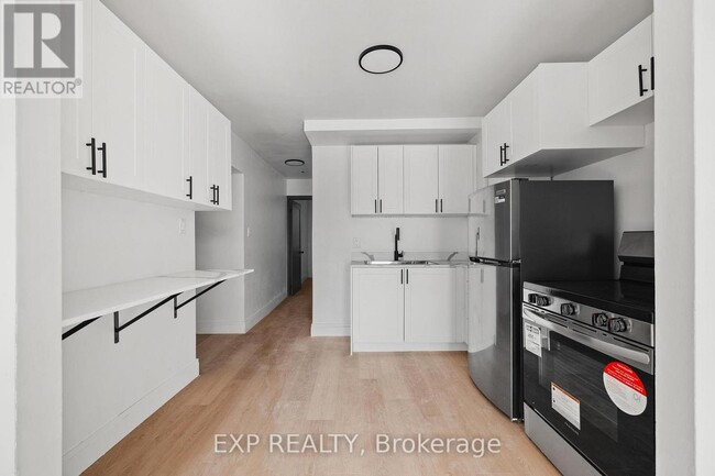 Photo du bâtiment - 90 Carden St