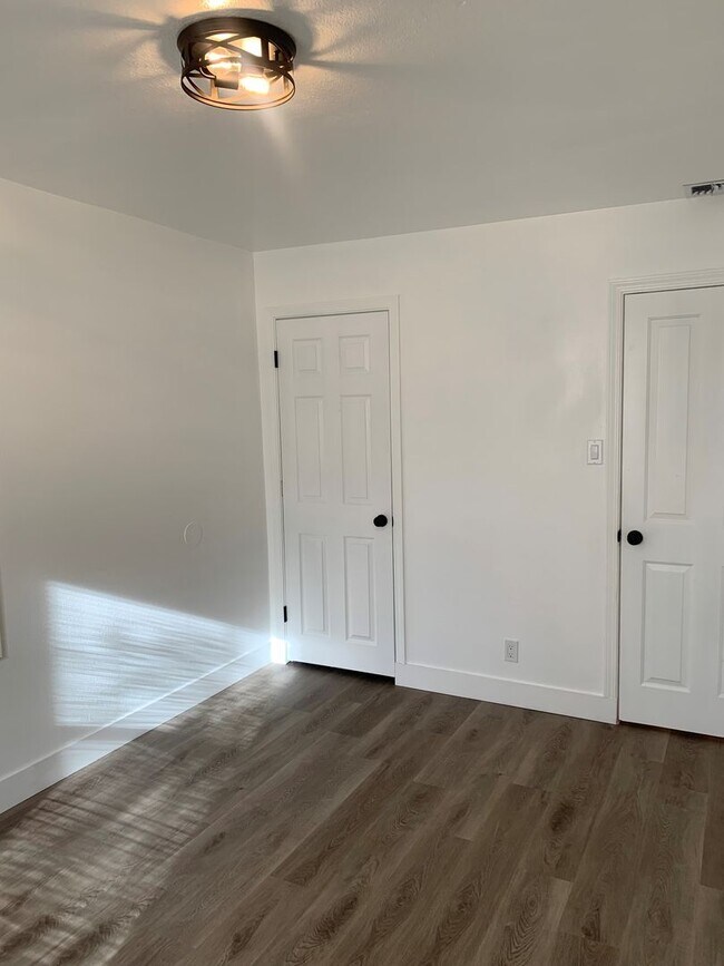 Building Photo - 2457 Orchard Way
