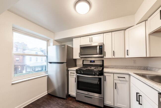 Foto del edificio - 601 E Warrington Ave