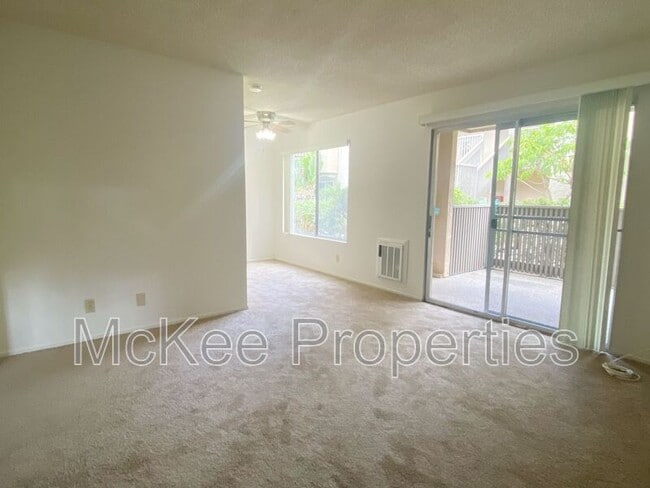 Building Photo - 8628 Via Mallorca Via