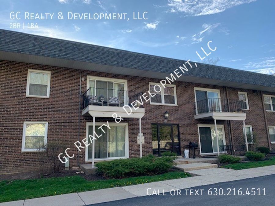 20 Simpson St Unit E, Geneva, IL 60134 Condo for Rent in Geneva, IL
