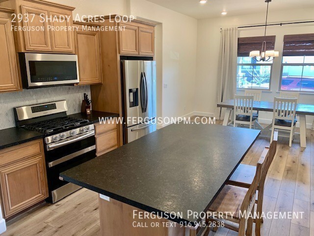 Building Photo - Three Bedroom Whitney Ranch Home with Solar