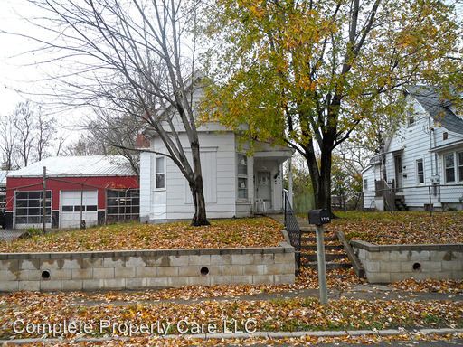 Primary Photo - 1225 S Hoyt Ave