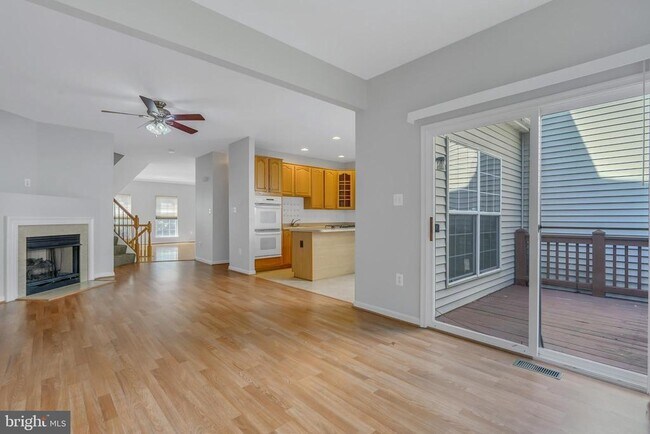 Foto del edificio - 13214 Maple Creek Ln