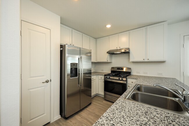 Building Photo - 4515 Emma Way