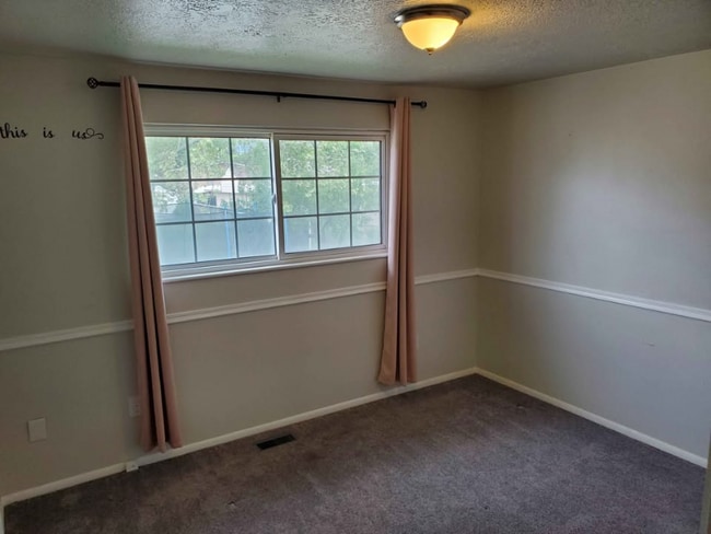 Building Photo - 1242 N 250 E