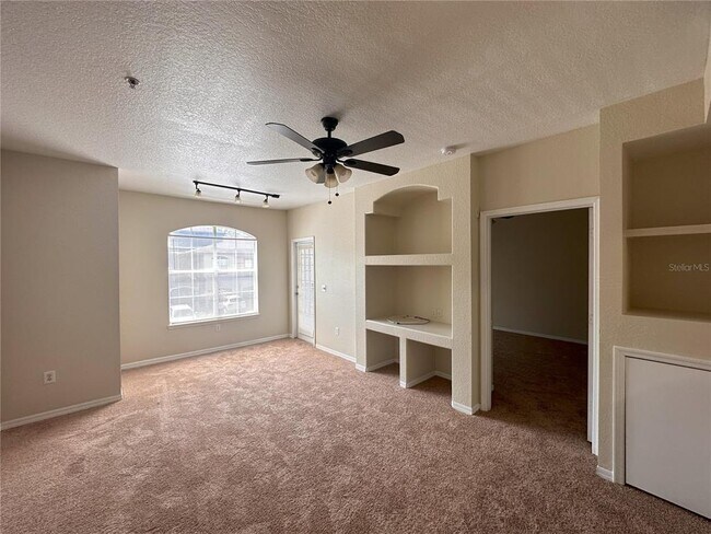 Building Photo - 8414 Lucuya Way