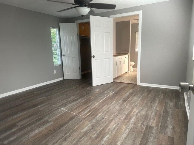 Foto del edificio - 238 County Rd 3415