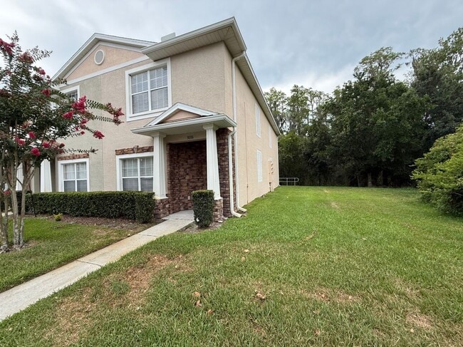 Building Photo - 30316 Elderwood Dr