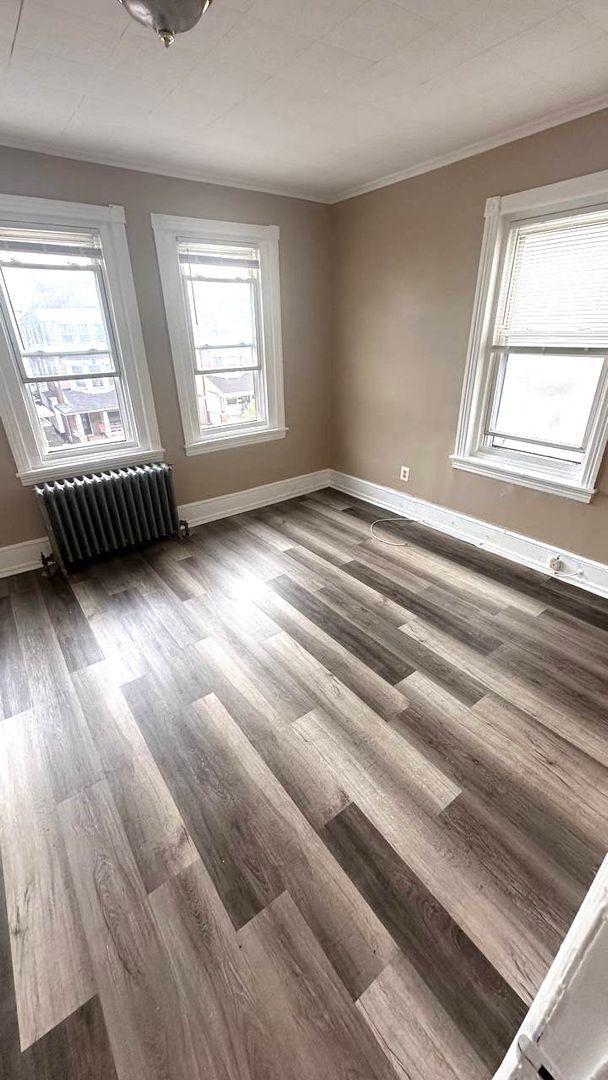 Foto del edificio - 4935 Walnut St