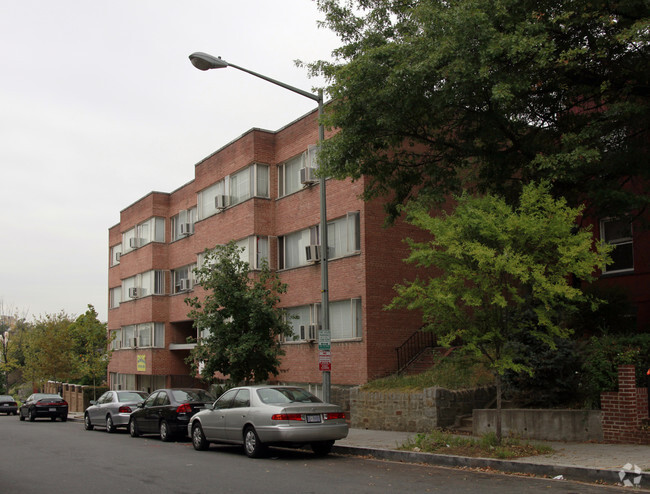 Building Photo - Fairmont Place