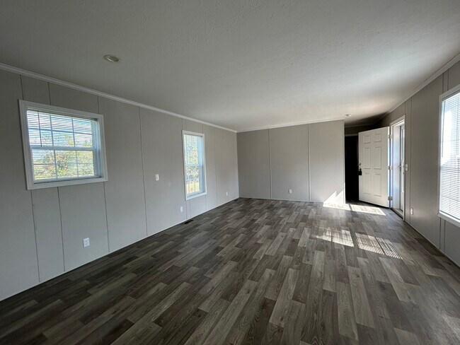 Foto del edificio - 11420 Oakgrove Dr