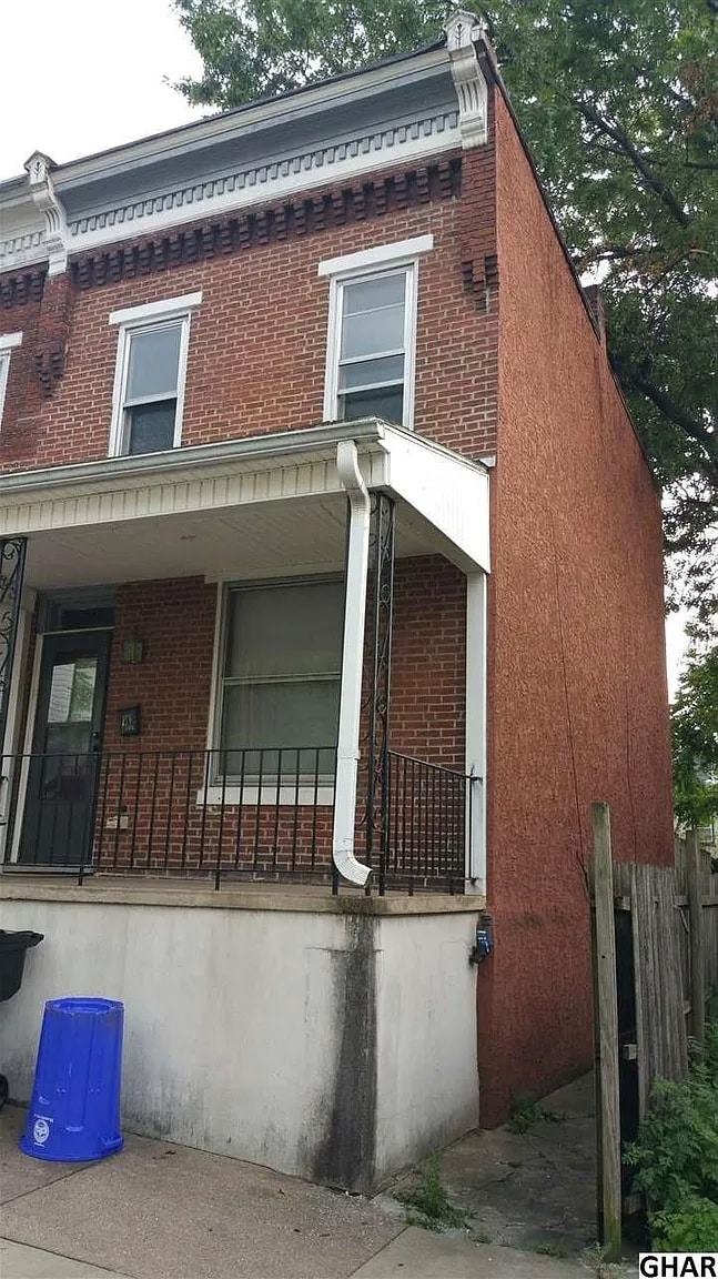Building Photo - 1505 Hunter St