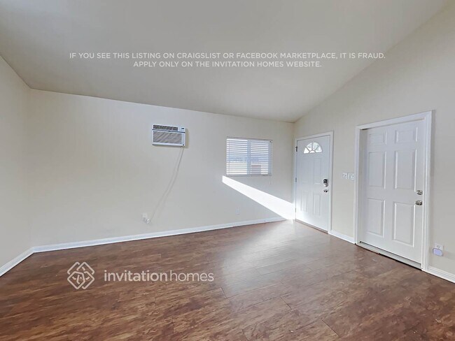 Building Photo - 14752 Lemay St