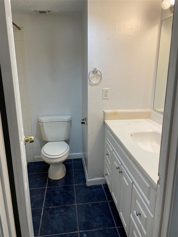 Foto del edificio - 17331 Red Oak Dr