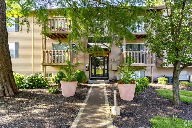 Building Photo - The Retreat at Mill Creek Apartments