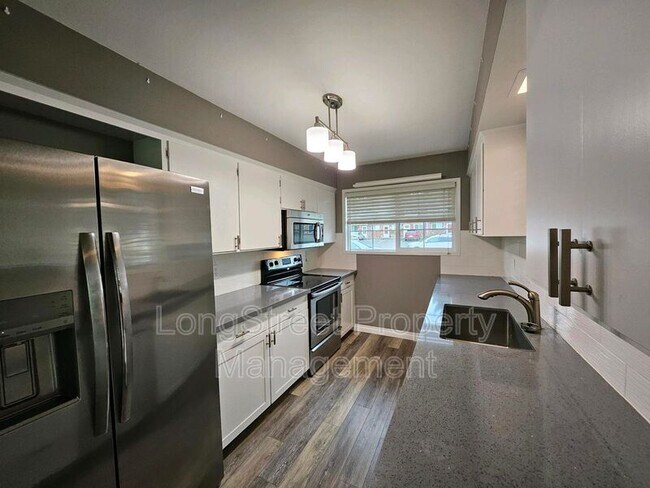 Foto del edificio - 1814 NE 19th St