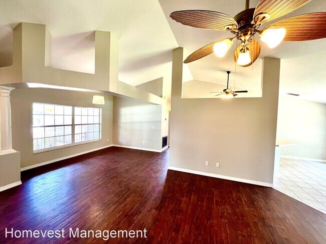 Foto del edificio - 3 br, 2 bath House - 11308 Marseilles Blvd